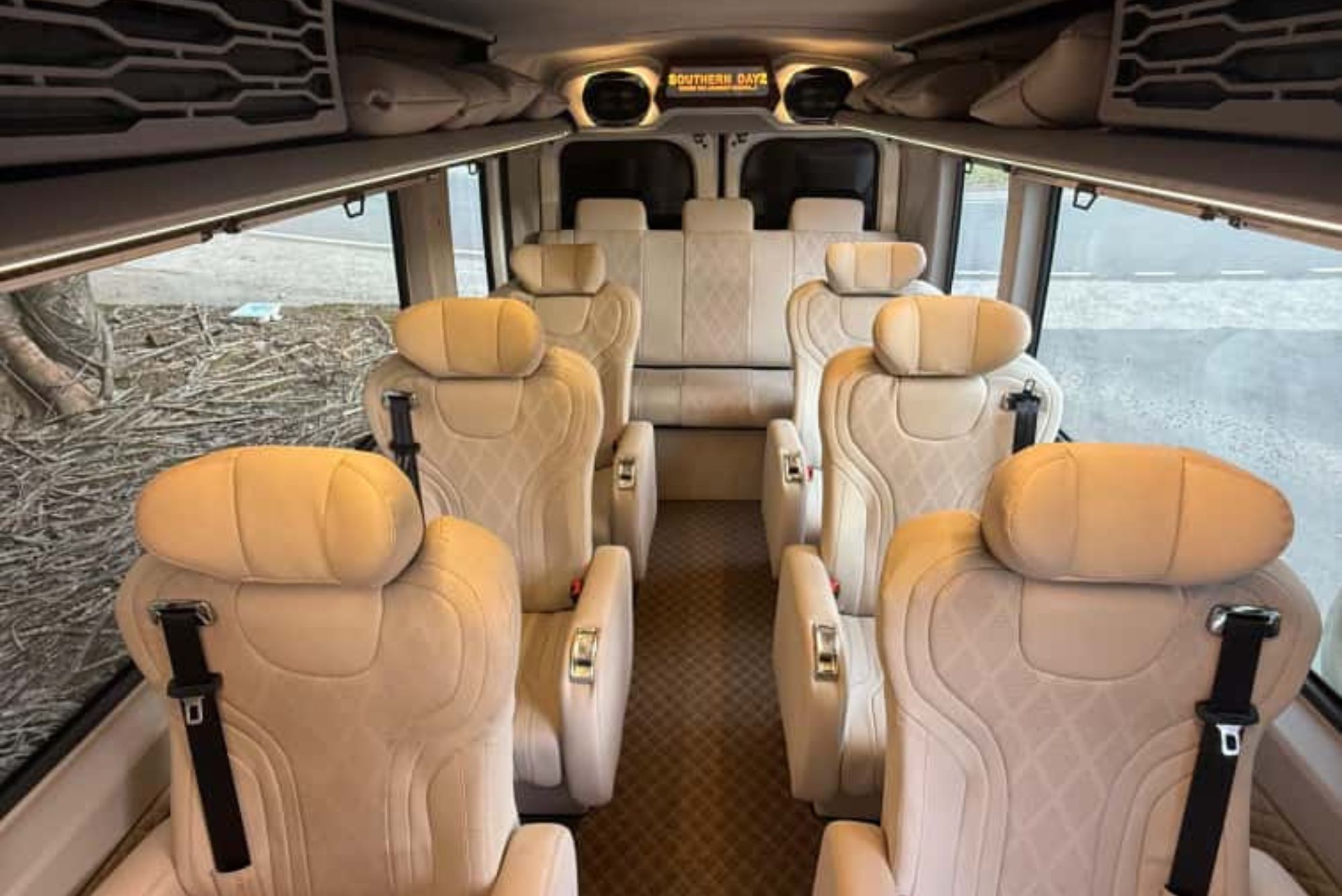 interior seat lineup of southern dayz